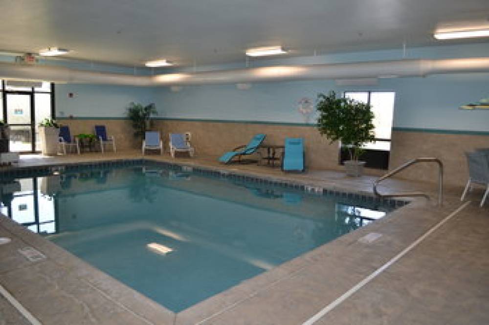 Holiday Inn Express & Suites KENT STATE UNIVERSITY 5