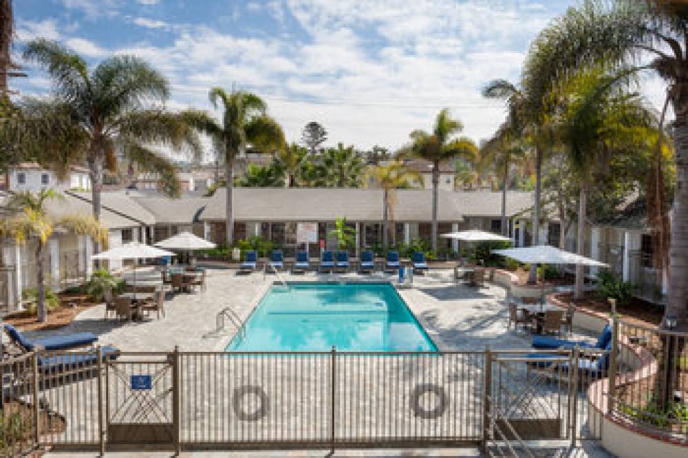 Holiday Inn Express & Suites LA JOLLA - BEACH AREA  6