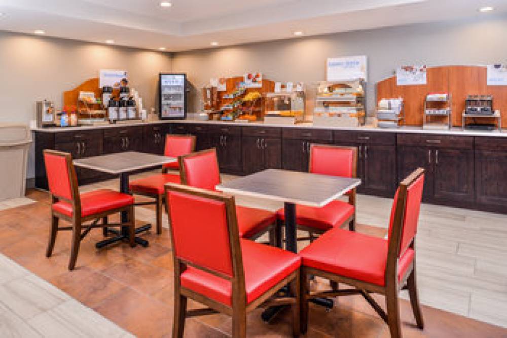 Holiday Inn Express & Suites LACEY - OLYMPIA 5