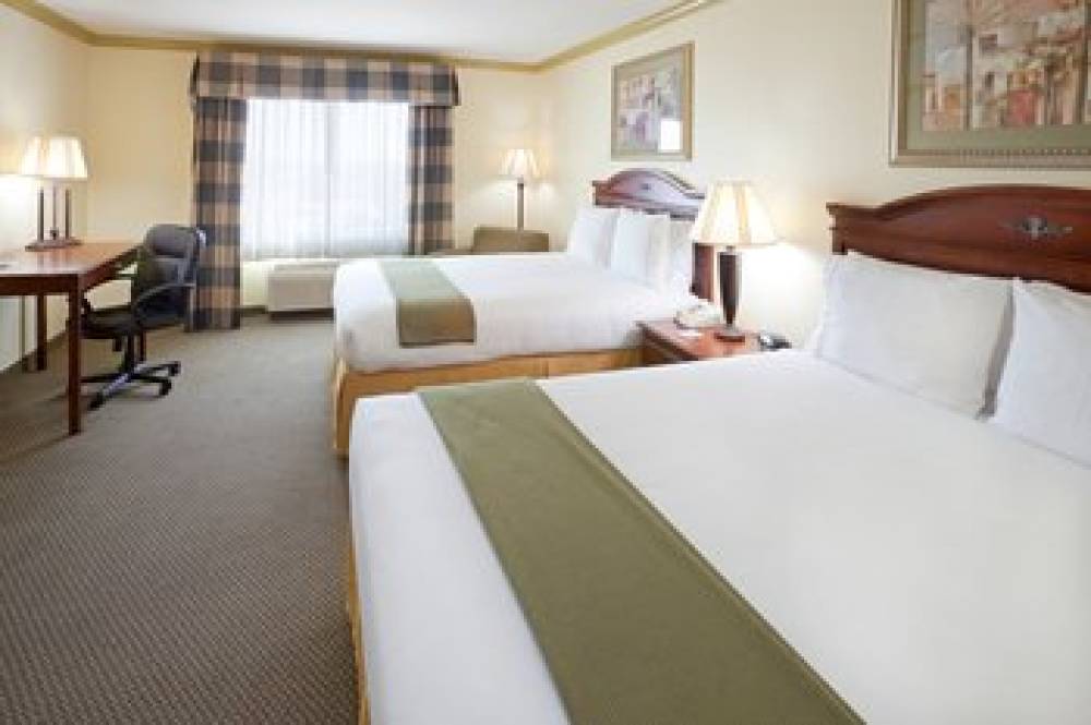 Holiday Inn Express & Suites LAKE WORTH NW LOOP 820 6