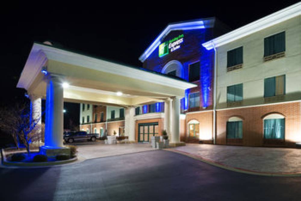 Holiday Inn Express & Suites Little Rock West