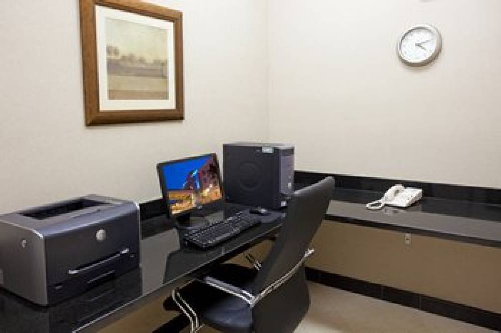 Holiday Inn Express & Suites LOS ANGELES AIRPORT HAWTHORNE 7