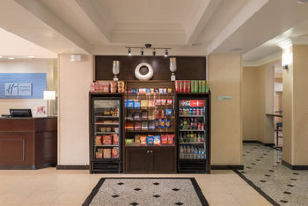 Holiday Inn Express & Suites LOS ANGELES AIRPORT HAWTHORNE 6