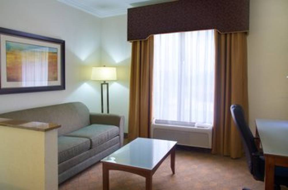 Holiday Inn Express & Suites LUFKIN SOUTH 10