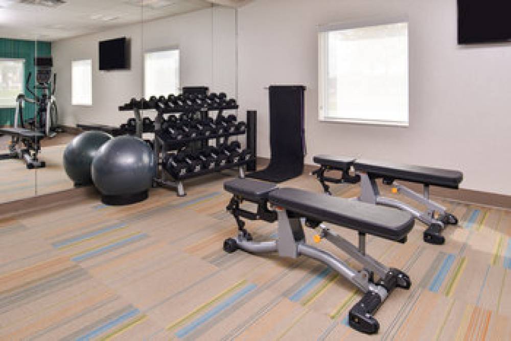 HOLIDAY INN EXP STES MSP APT BY IHG 7