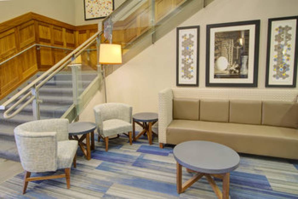 Holiday Inn Express & Suites MANKATO EAST 3