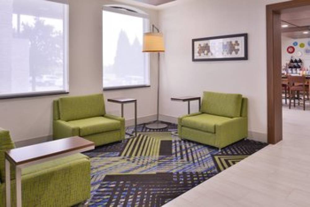 Holiday Inn Express & Suites MESQUITE 7
