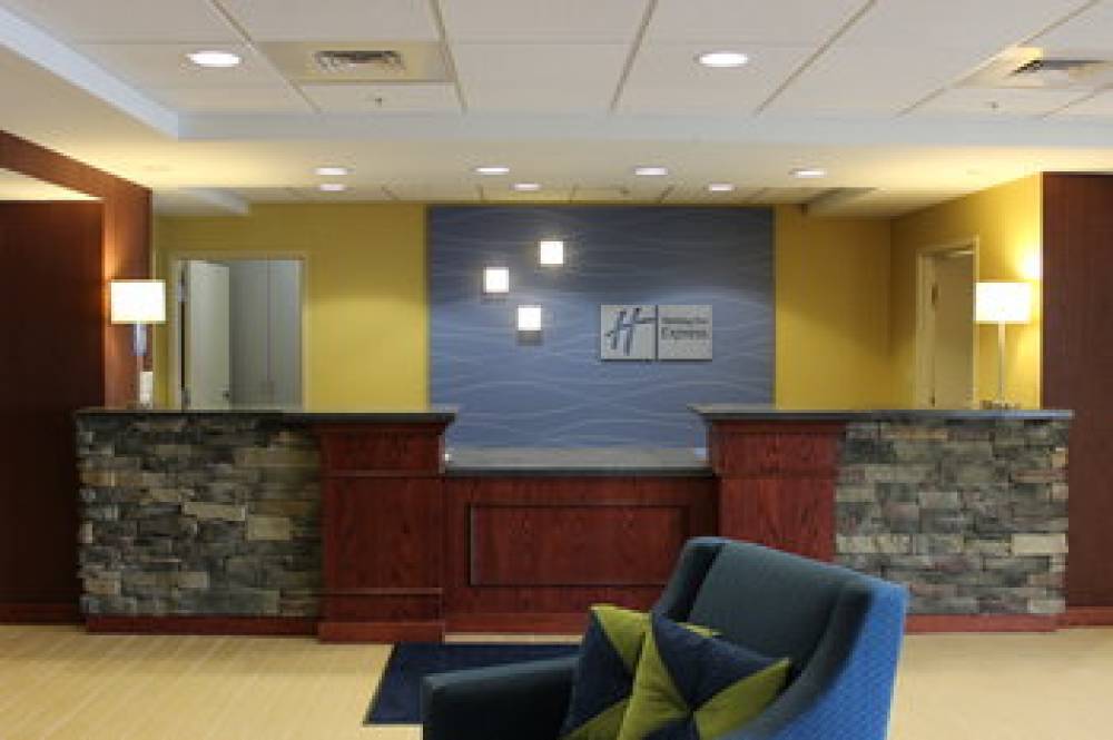 Holiday Inn Express & Suites MILFORD 1