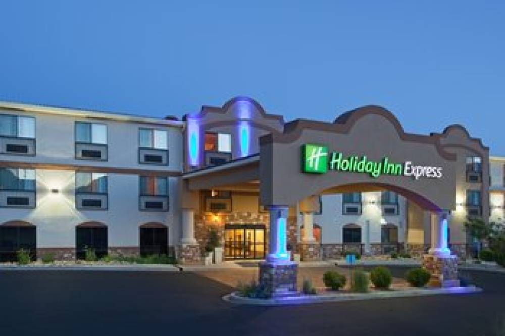 Holiday Inn Express & Suites MOAB 8