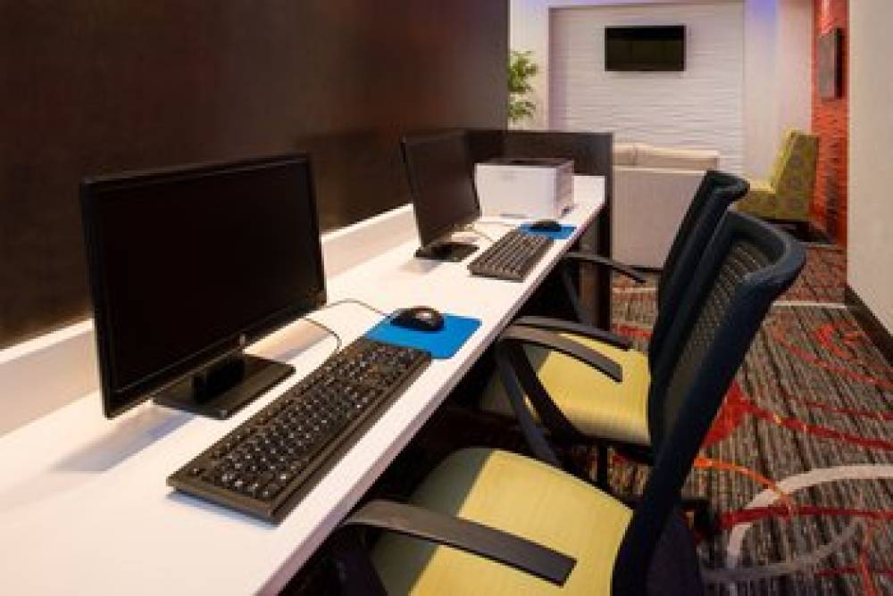 Holiday Inn Express & Suites MONROE 6
