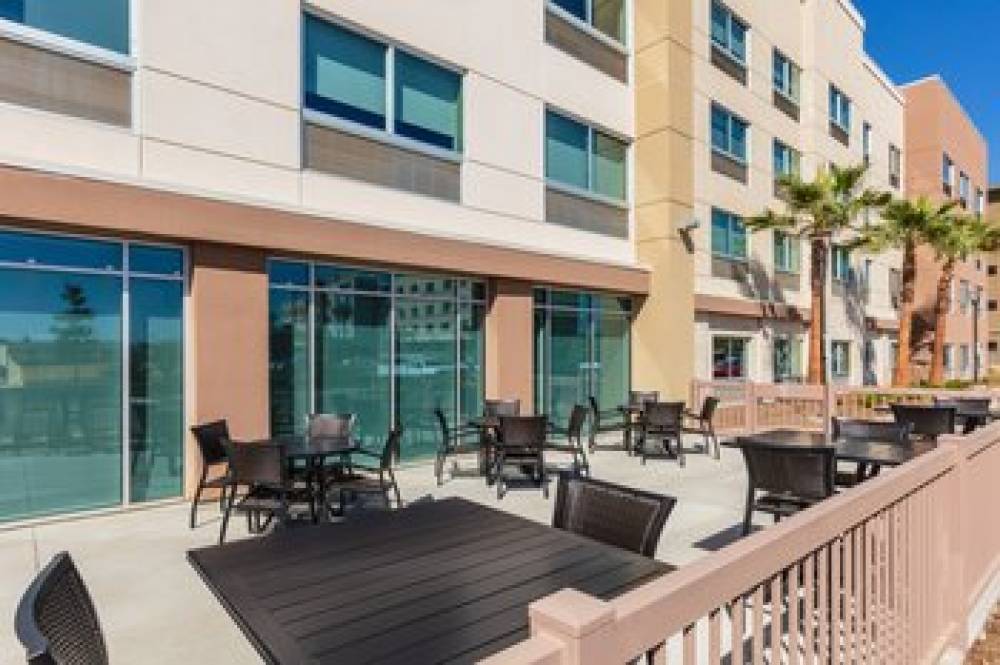Holiday Inn Express & Suites MORENO VALLEY - RIVERSIDE 5