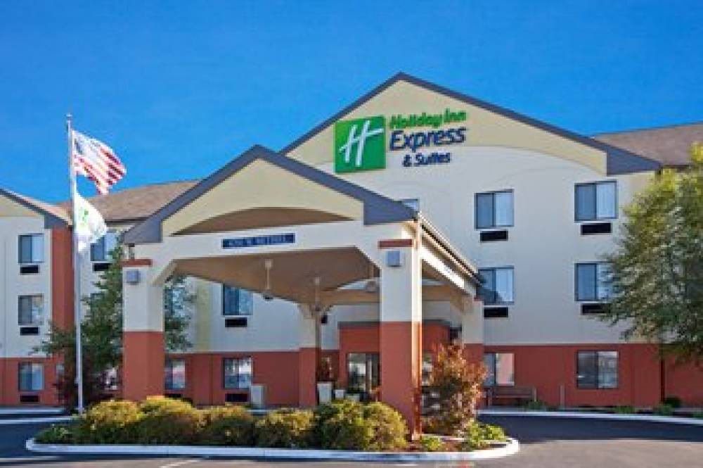 Holiday Inn Express & Suites MUNCIE 1