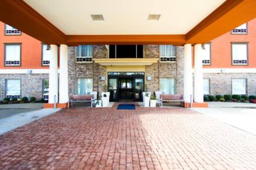Holiday Inn Express & Suites Nacogdoches