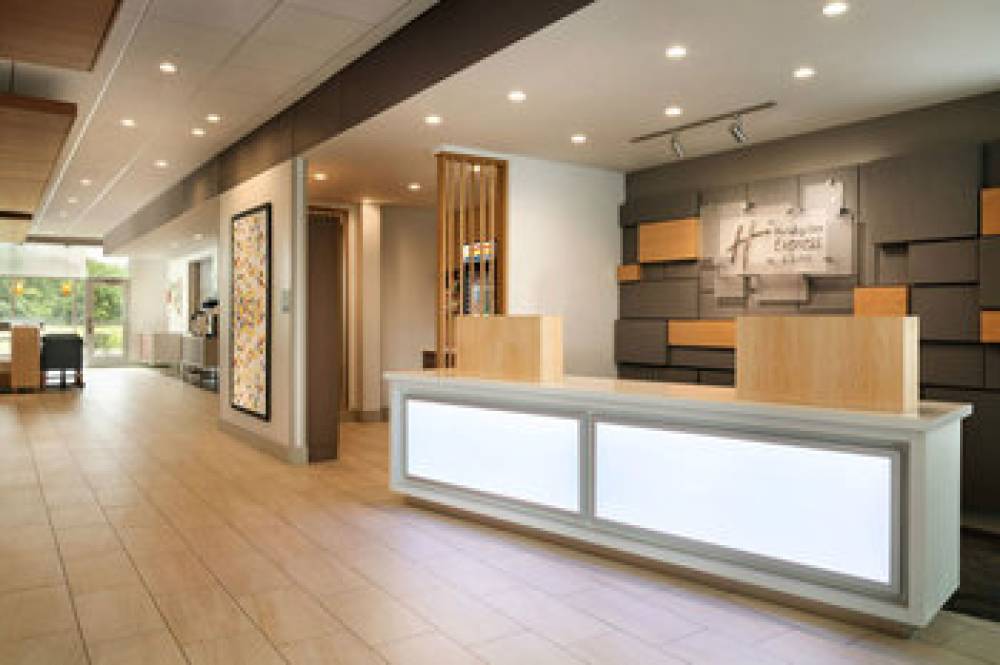 Holiday Inn Express & Suites Nebraska City