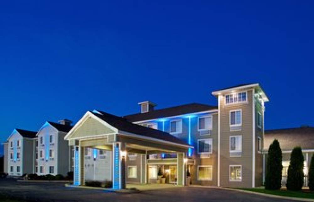 Holiday Inn Express & Suites New Buffalo, Mi