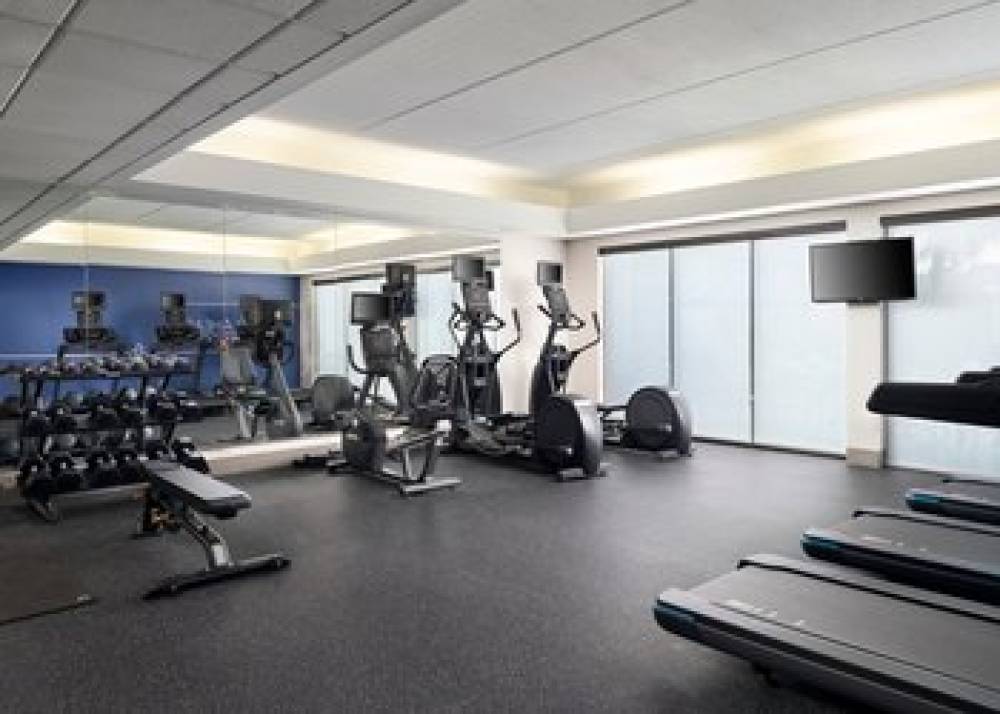 HOLIDAY INN EXP STES SAINT RO 10
