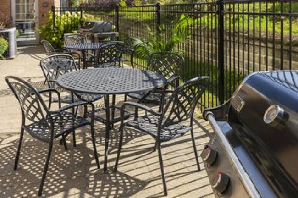 Holiday Inn Express & Suites NORTH BAY 3