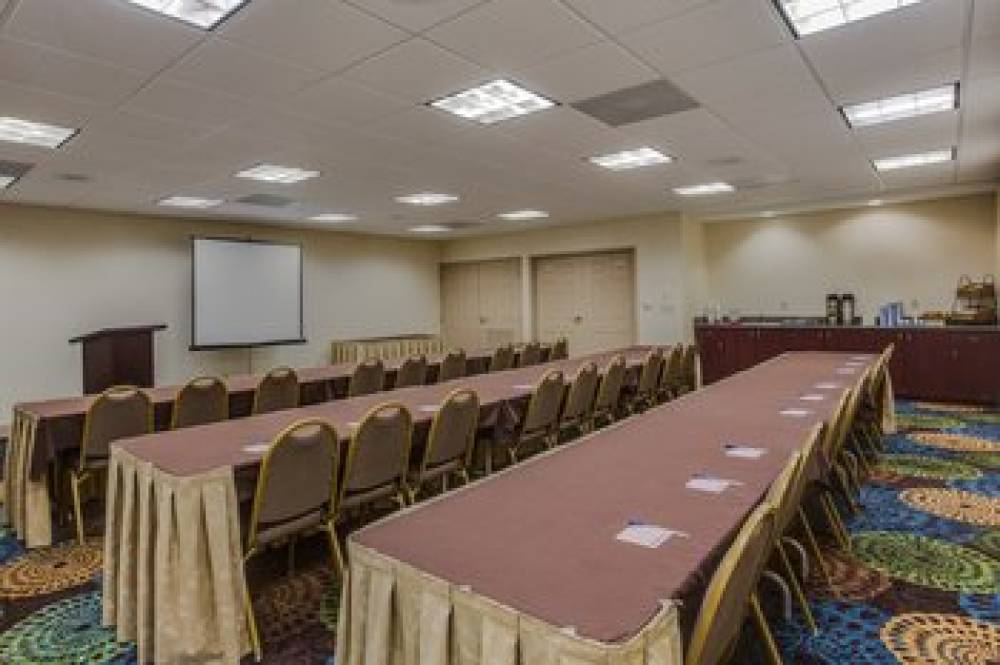 Holiday Inn Express & Suites ORLANDO INTERNATIONAL AIRPORT 2