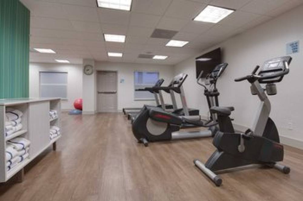 Holiday Inn Express & Suites ORLANDO INTERNATIONAL AIRPORT 6