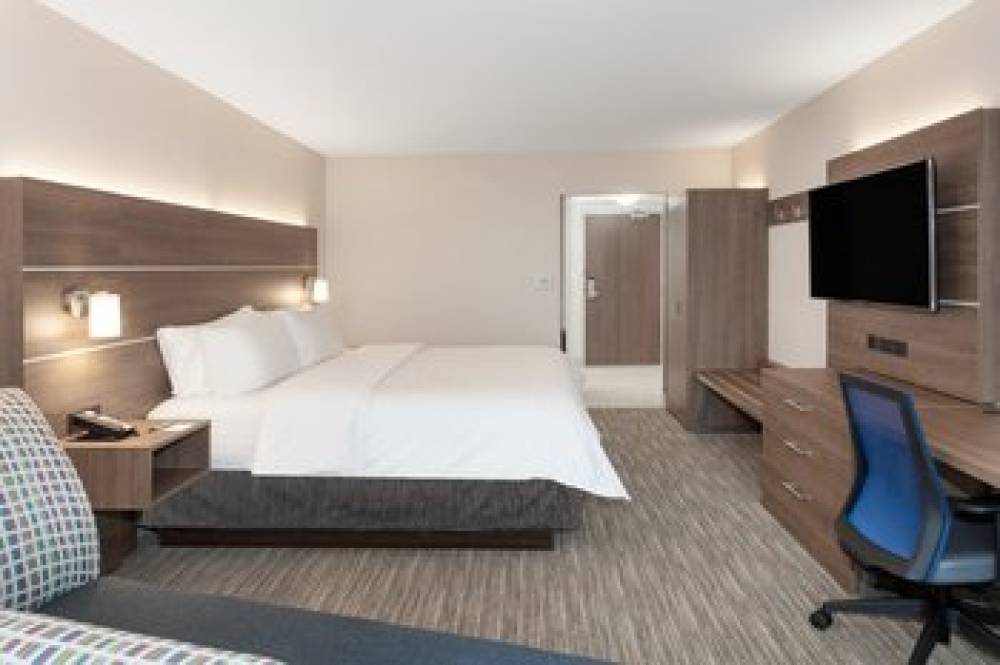 Holiday Inn Express & Suites OTTAWA AIRPORT 4