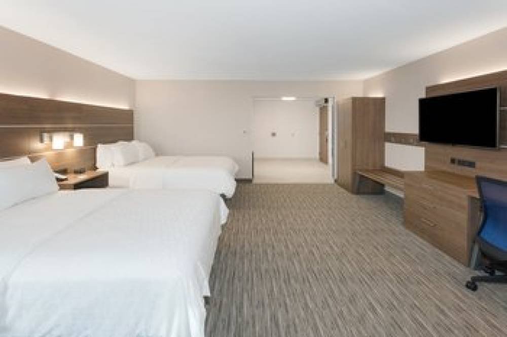 Holiday Inn Express & Suites OTTAWA AIRPORT 7
