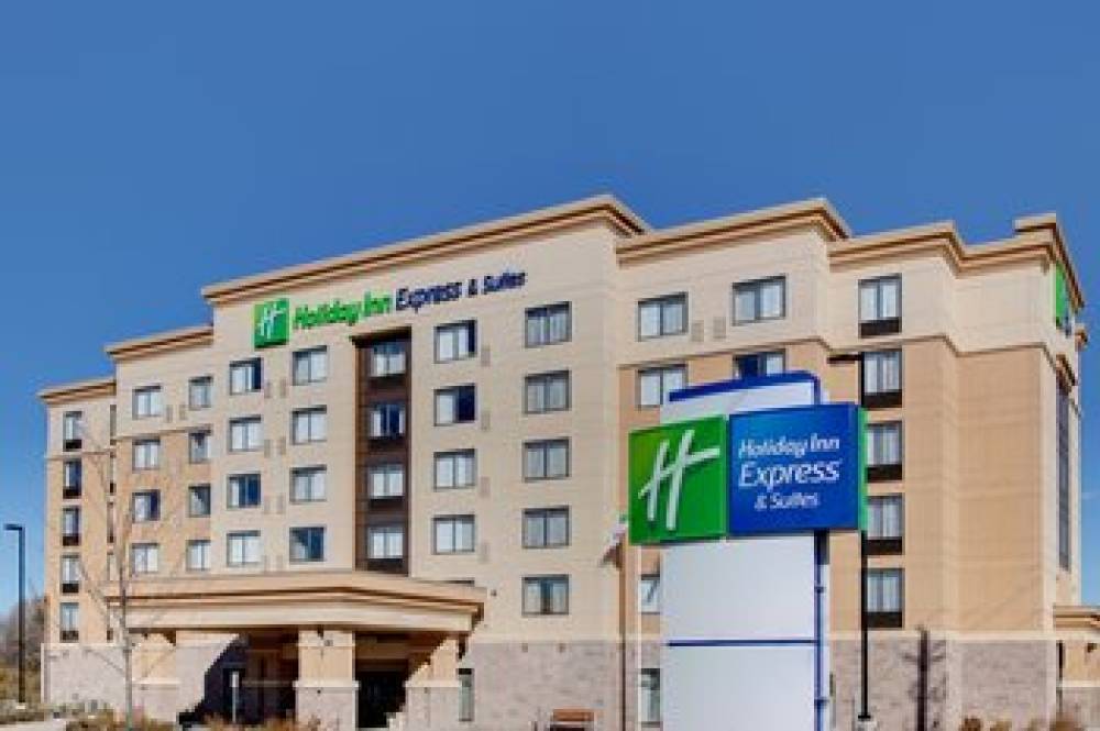 Holiday Inn Express & Suites Ottawa West Nepean