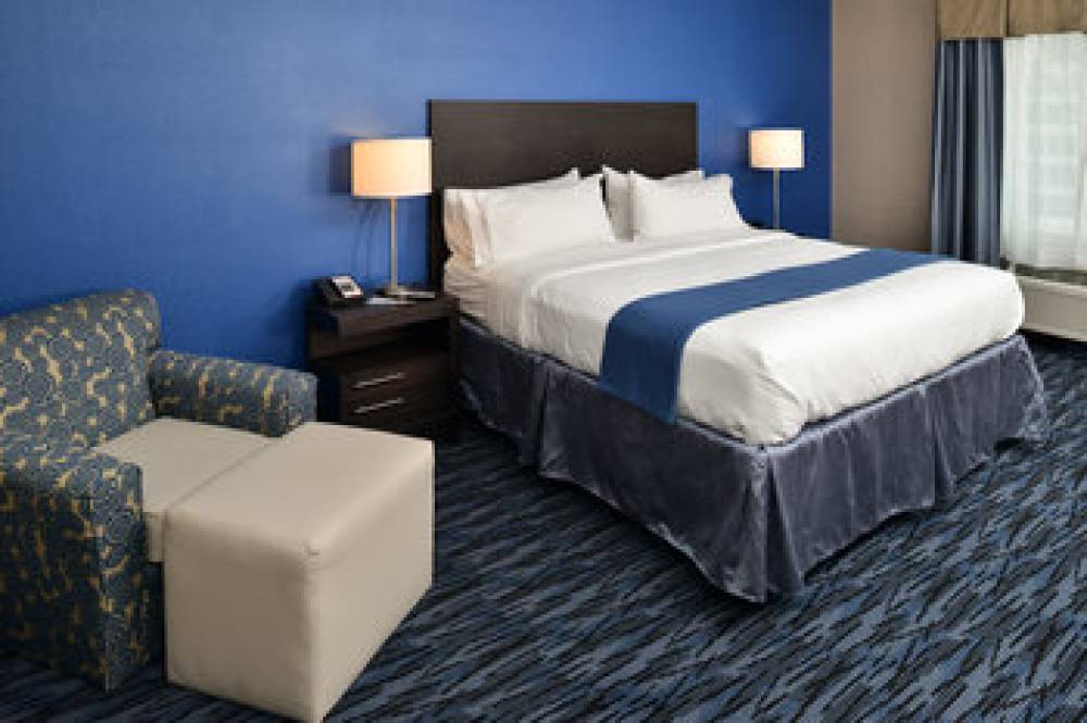 Holiday Inn Express & Suites PEEKSKILL-LOWER HUDSON VALLEY 9
