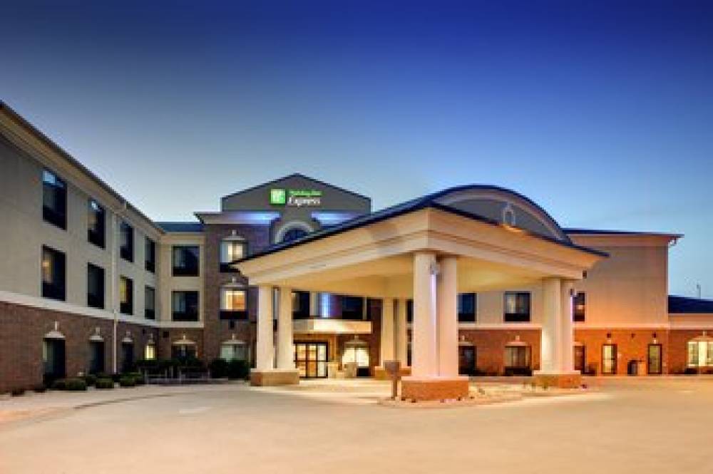 Holiday Inn Express & Suites PERU - LASALLE AREA 2