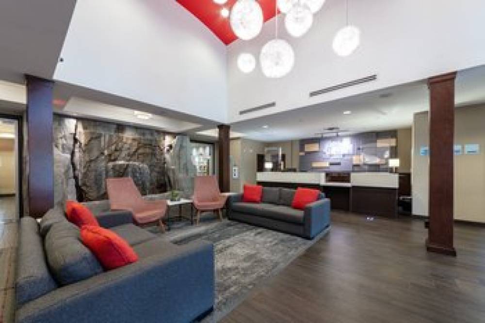 HOLIDAY INN EXP STES RIVERPORT BY I 2