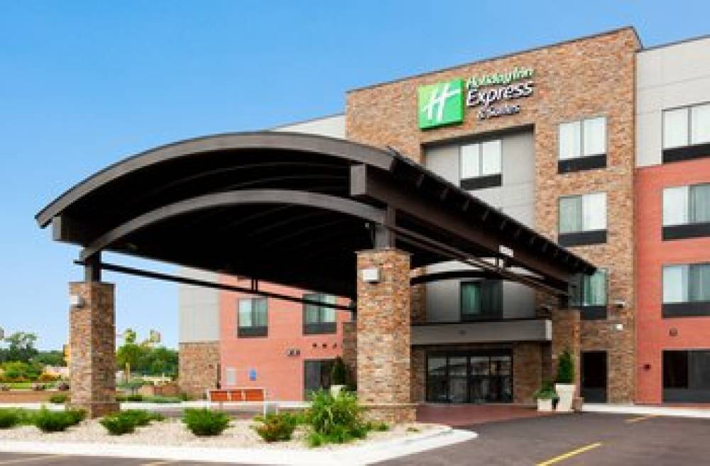 Holiday Inn Express & Suites Rochester Mayo Clinic Area