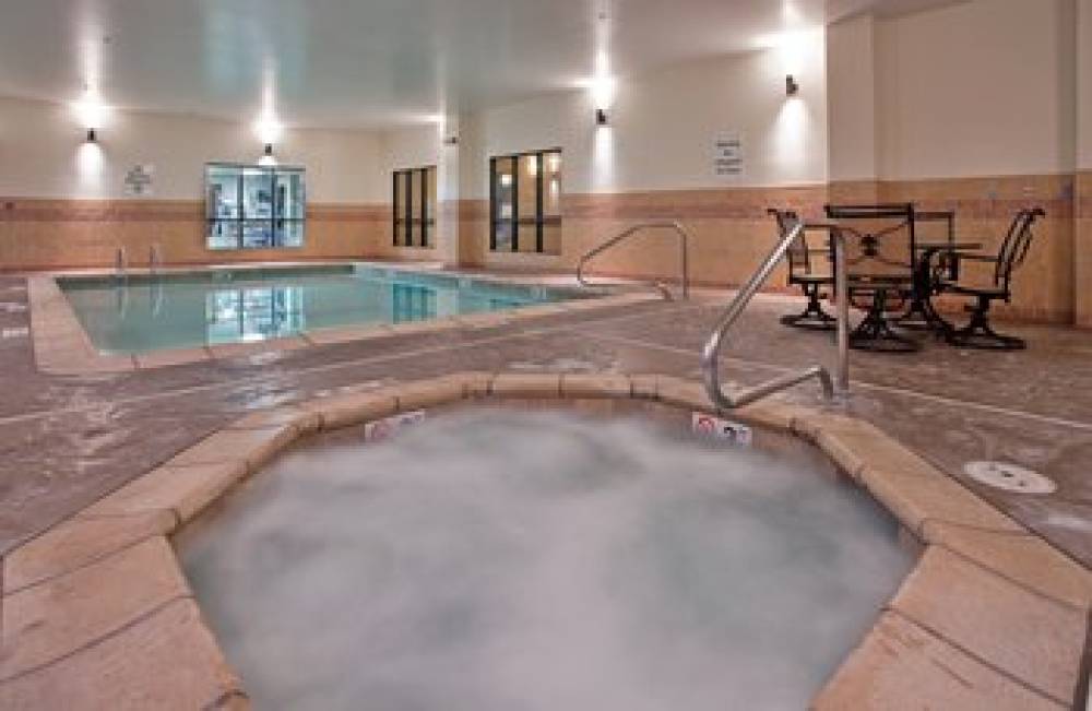 Holiday Inn Express & Suites ROLLA - UNIV OF MISSOURI S&T 7