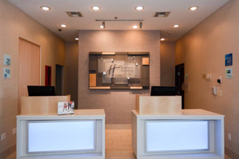 Holiday Inn Express & Suites ROLLA - UNIV OF MISSOURI S&T 10