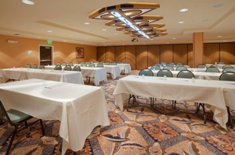 Holiday Inn Express & Suites SACRAMENTO NE CAL EXPO 2