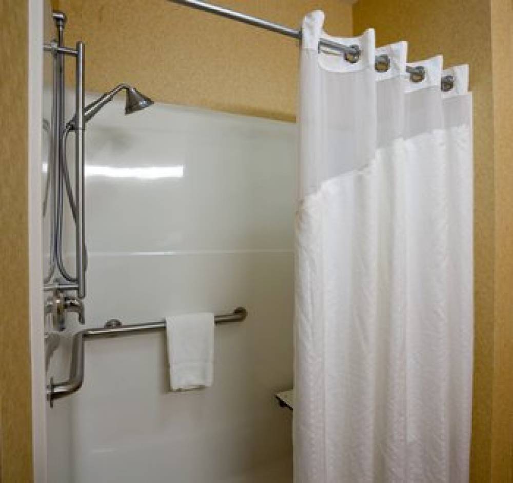 Holiday Inn Express & Suites SIOUX FALLS-BRANDON 2