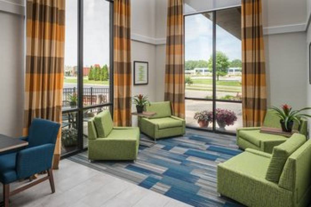 Holiday Inn Express & Suites SPRINGFIELD 6