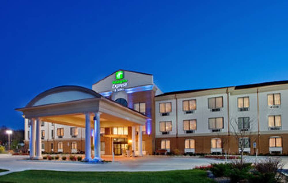 Holiday Inn Express & Suites St Charles