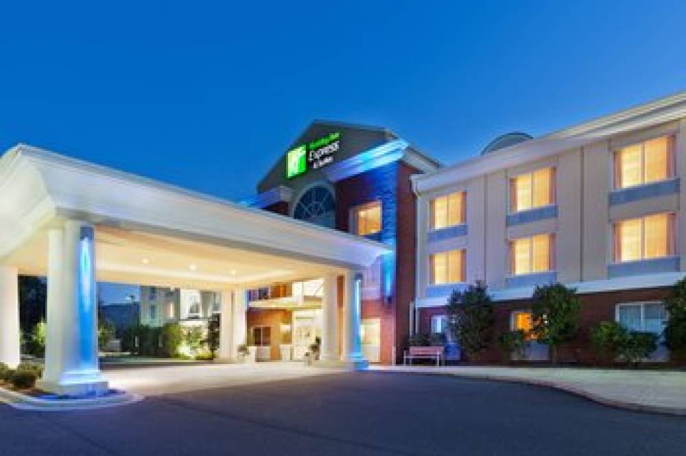 Holiday Inn Express & Suites Sylva Western Carolina Area