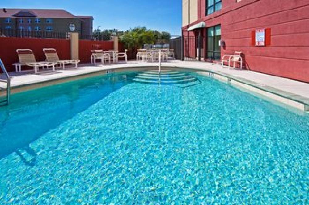 Holiday Inn Express & Suites TAMPA NORTHWEST-OLDSMAR 8