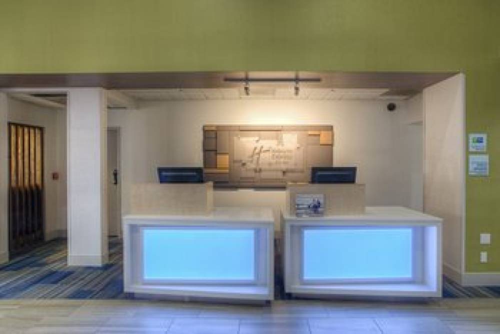 Holiday Inn Express & Suites TEMPE 3