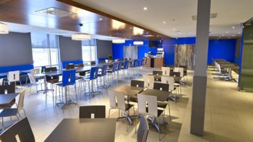 Holiday Inn Express & Suites VAUDREUIL - DORION 7