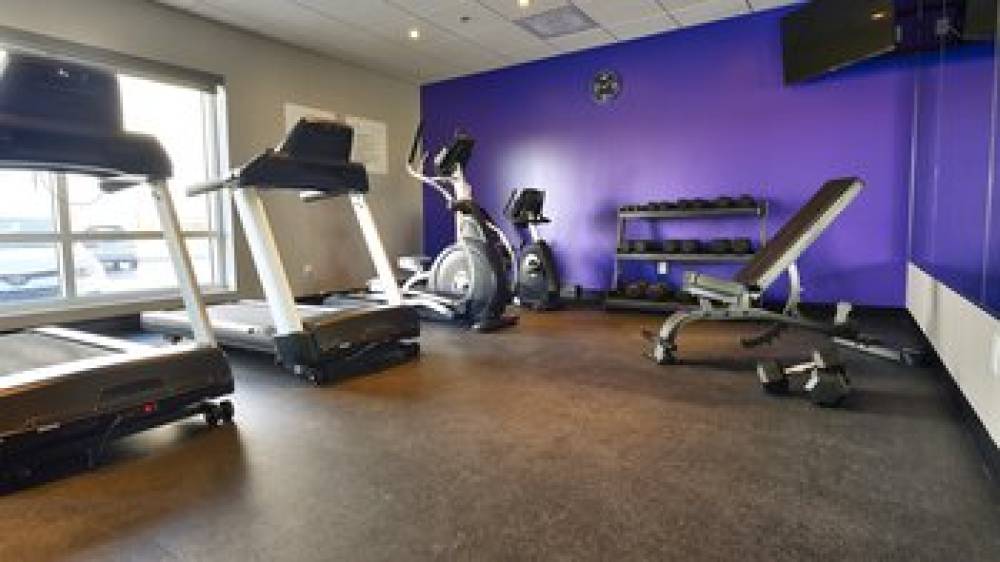 Holiday Inn Express & Suites VAUDREUIL - DORION 10