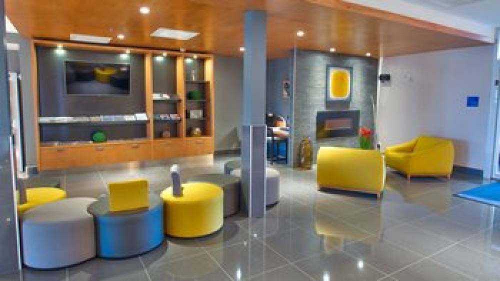 Holiday Inn Express & Suites VAUDREUIL - DORION 2
