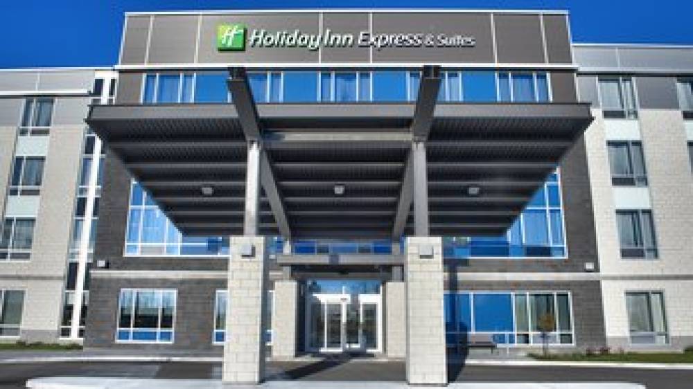Holiday Inn Express & Suites Vaudreuil Dorion