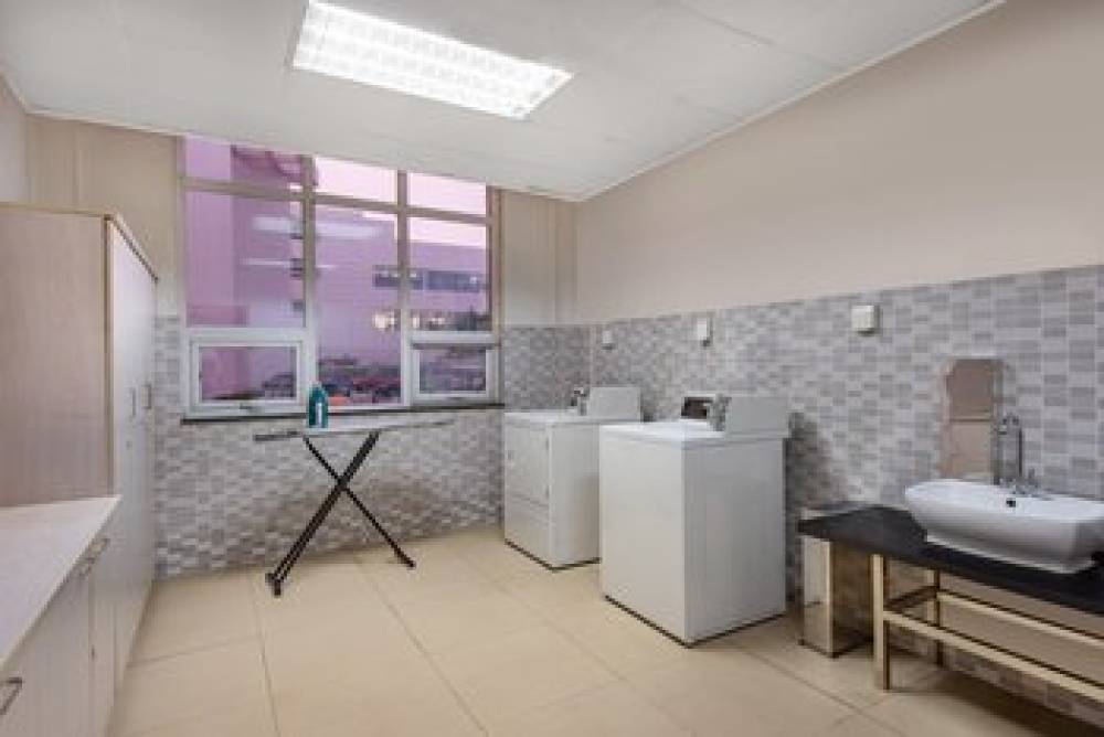 Holiday Inn Express TIANJIN AIRPORT 10