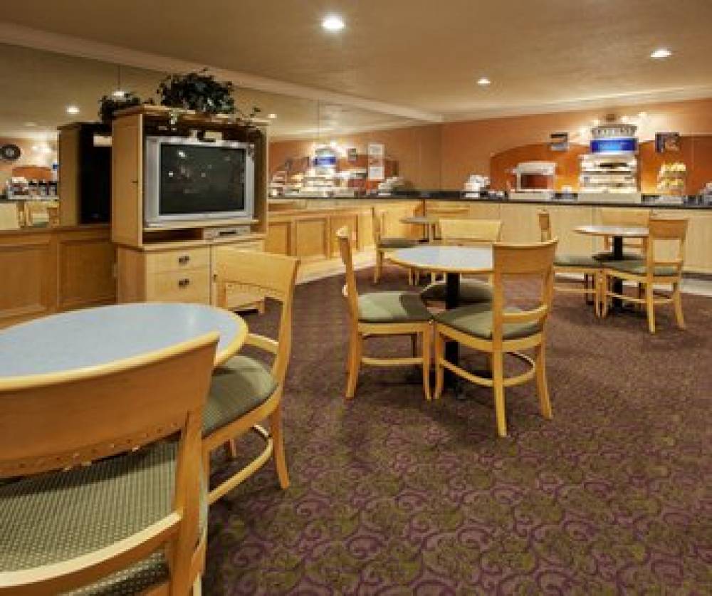 Holiday Inn Express UNION CITY (SAN JOSE) 7