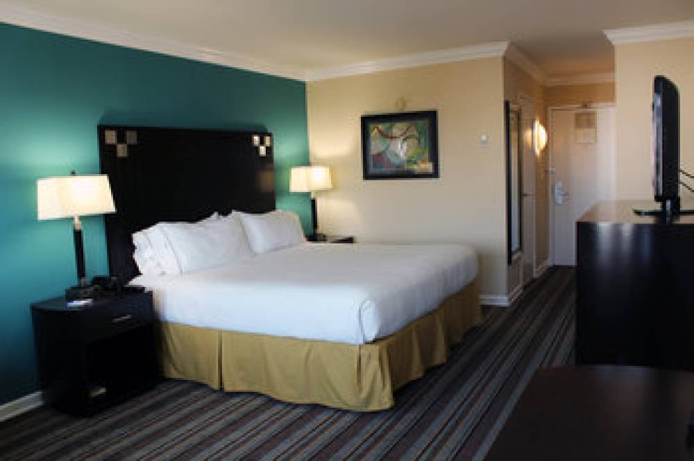 Holiday Inn Express VAN NUYS 5