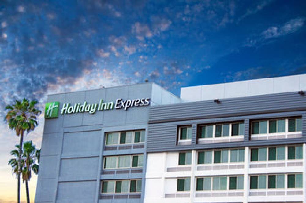 Holiday Inn Express VAN NUYS 1