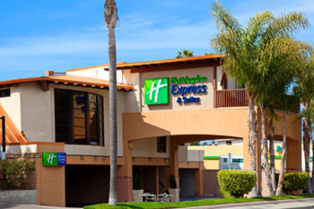 HOLIDAY INN EXPSTES SOLANA BCH BY I 9