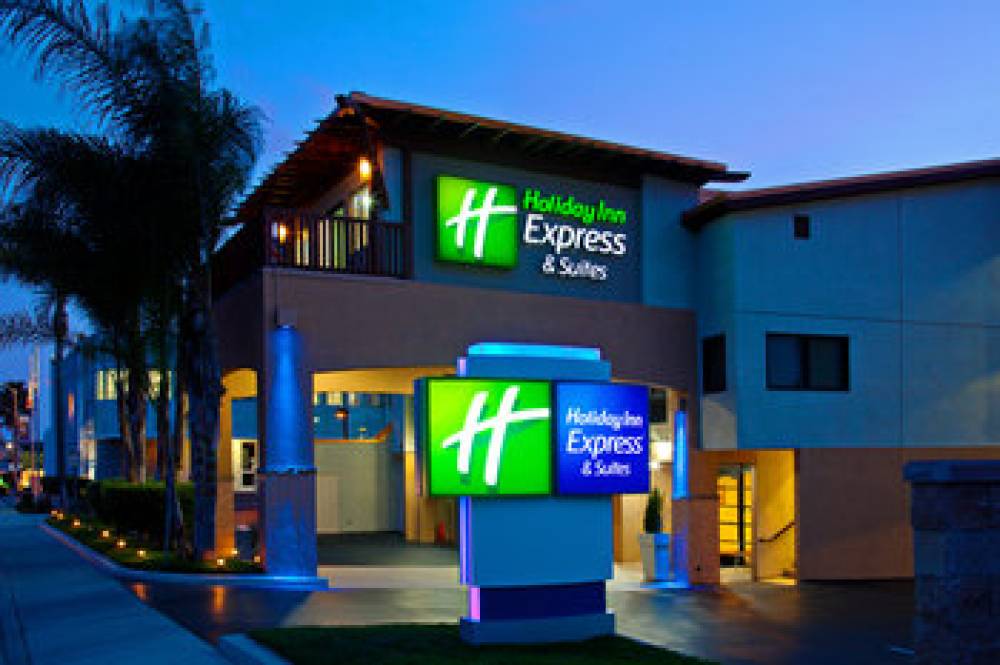 HOLIDAY INN EXPSTES SOLANA BCH BY I 5