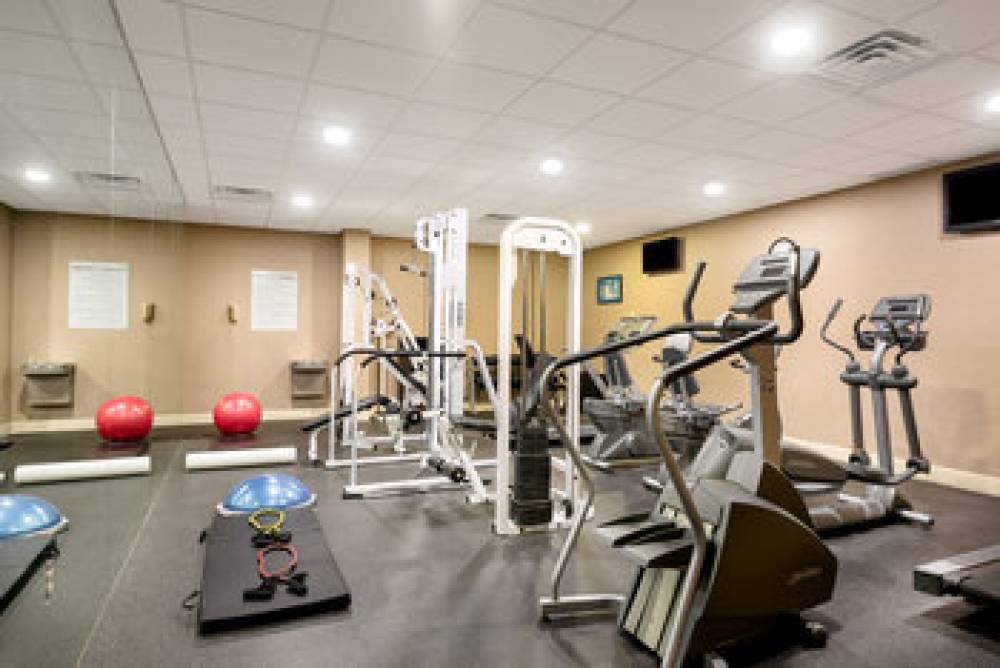 HOLIDAY INN AIRPORT BY IHG 2
